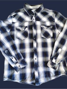 CHALC Navy and White Plaid Button-Down Collared Shirt with 2 Pockets